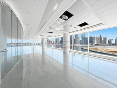 Office de  à à louer à Business Bay, Dubai - Image 1
