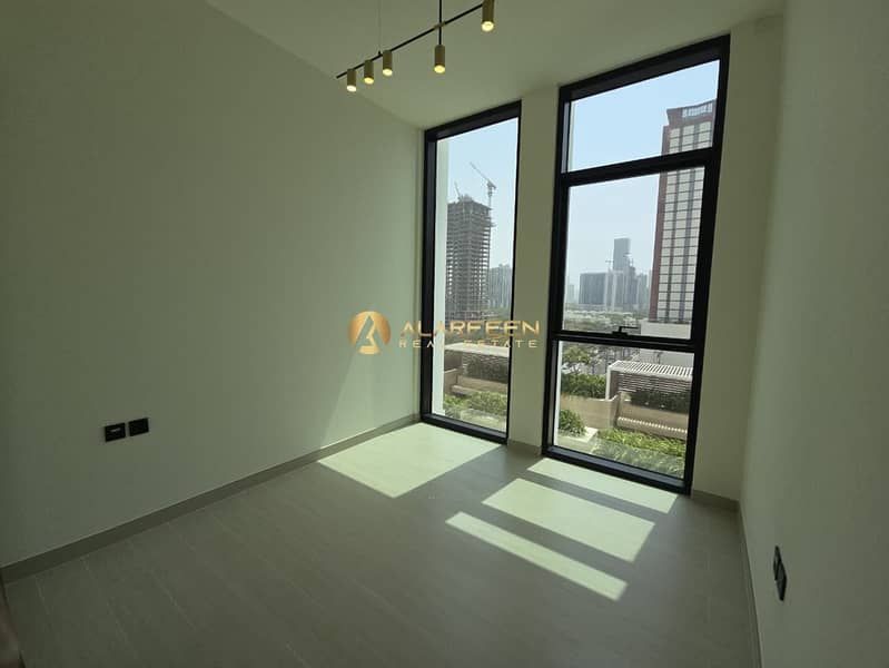6 d2917393-e827-43a4-9c99-543eed5323df. jpg