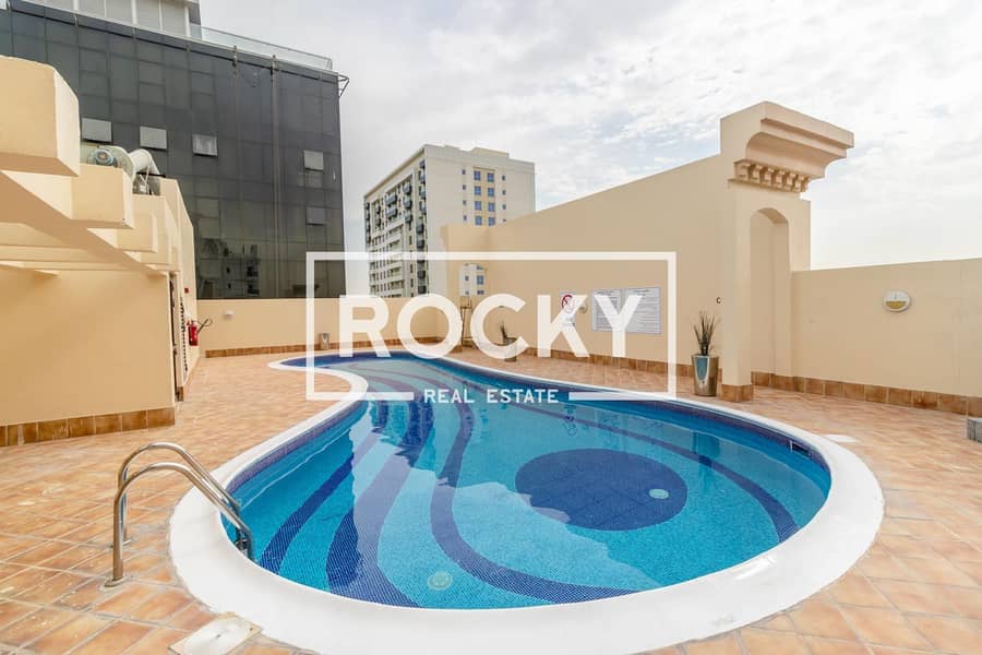 17 Rocky Real Estate - Al Barsha 1 - Al Manaf Building -Common (3 of 7). JPG