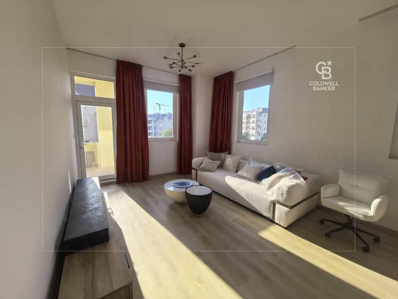 Vacant | Upgraded | Semi Furnished | Garden View Vacant | Upgraded | Semi Furnished | Garden View