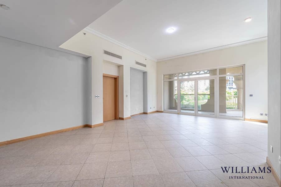 LOW FLOOR | BEACH ACCESS | PARK SIDE LOW FLOOR | BEACH ACCESS | PARK SIDE