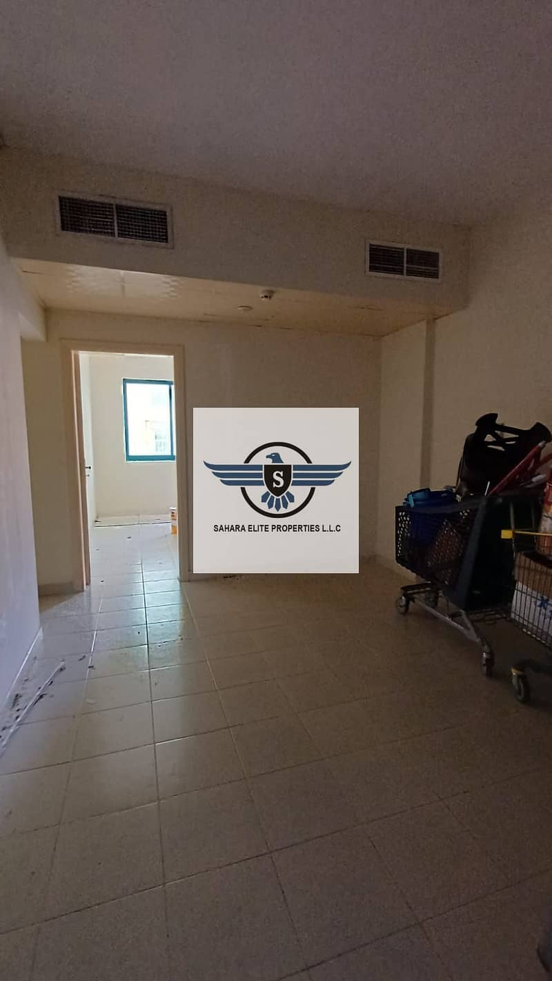 8 1000647796. jpg