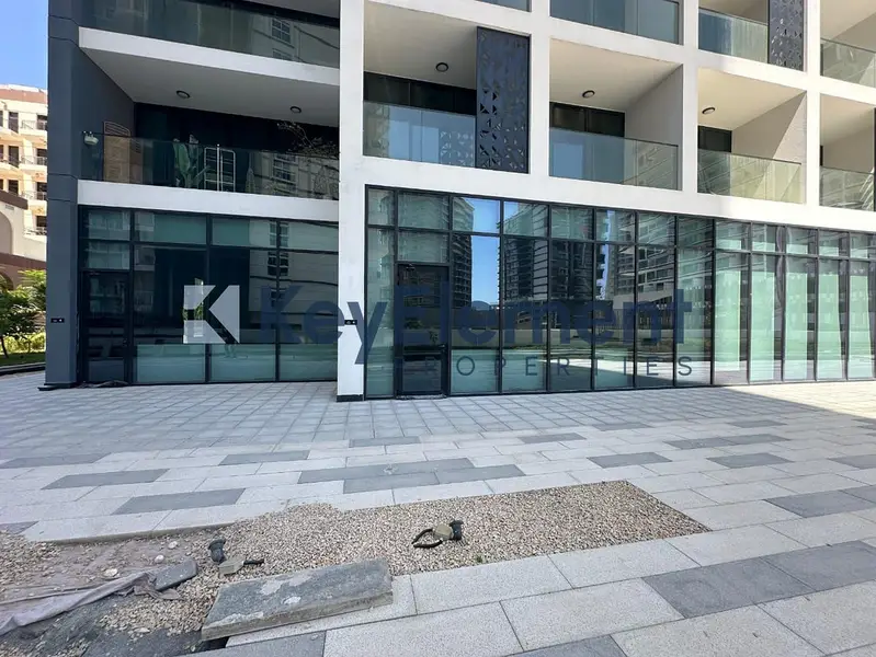 Commercial Retail Unit | Ideal for Business | Prime Location