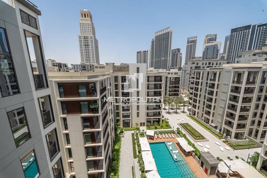 Pool View | High Floor | Ready to Move-in Pool View | High Floor | Ready to Move-in