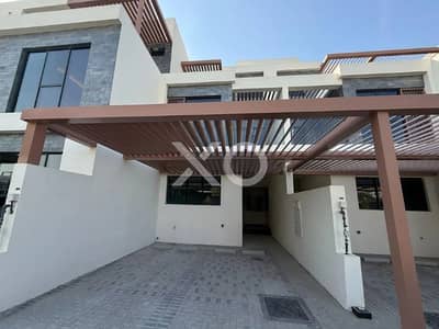 5 Slaapkamers Townhouse te Koop in DAMAC Hills, Dubai - Rijwoning in DAMAC Hills，Silver Springs, 5 slaapkamers, 4800000 AED - 15744652