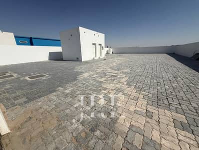 Warehouse for Rent in Al Sajaa, Sharjah - WhatsApp Image 2026-07-07 at 5.20. 00 PM. jpeg Warehouse for Rent in Al Sajaa, Sharjah - WhatsApp Image 2026-07-07 at 5.20. 00 PM. jpeg