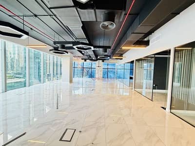Office de  à à louer à Business Bay, Dubai - Image 1