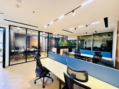 Office de  à à louer à Business Bay, Dubai - Image 1