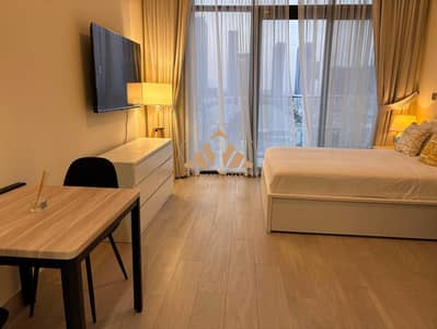 Estudio para en Alquiler en Meydan, Dubai - living dining bedroom. jpg