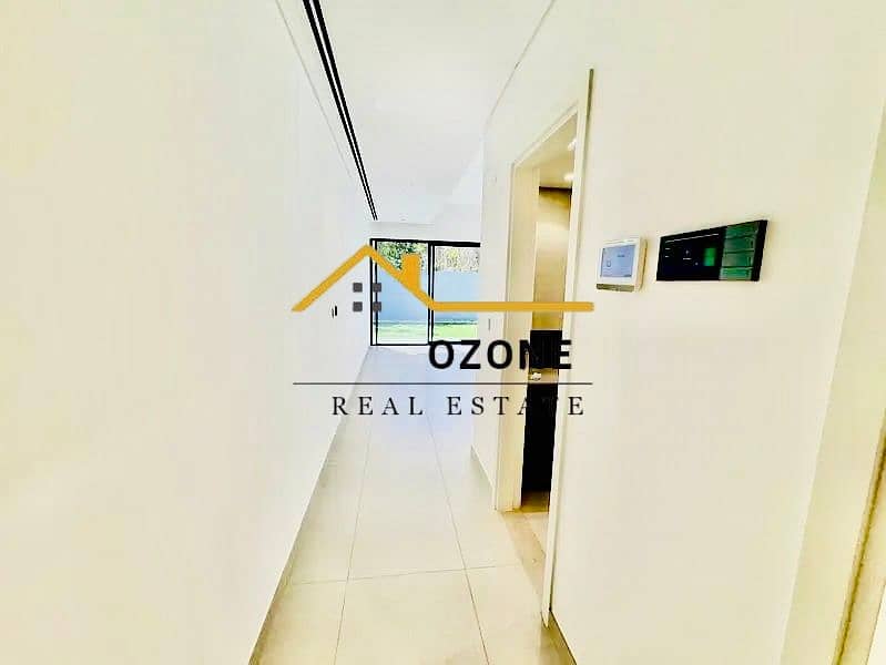 16 3fae2234-c1ae-4f31-856c-d9610147babc. jpeg
