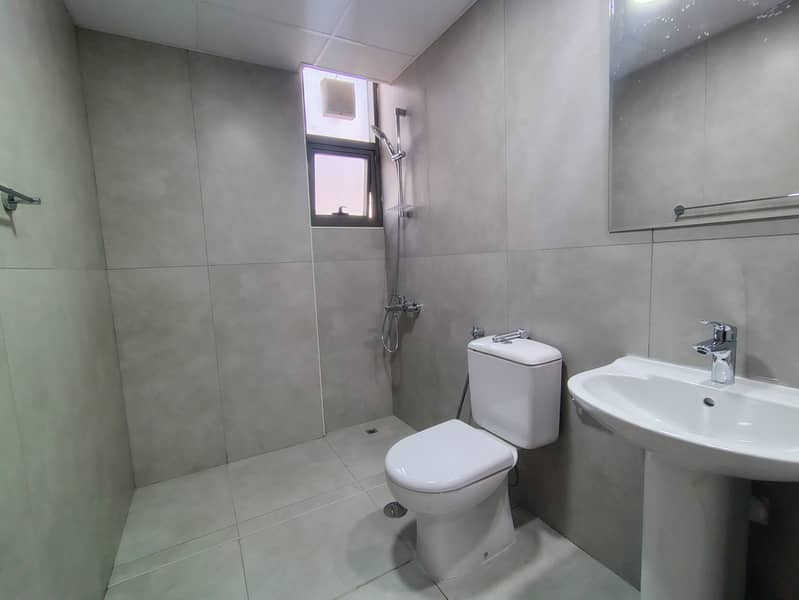 20 1000141857. jpg