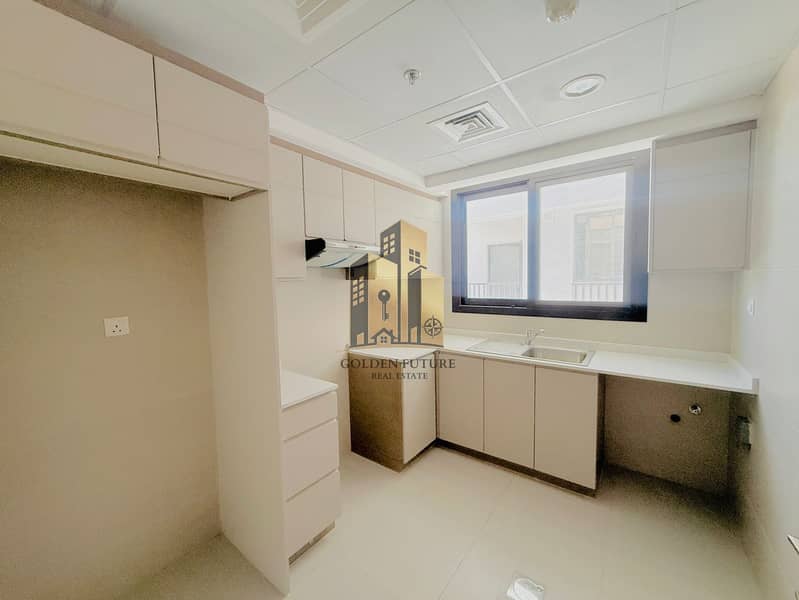 8 14657. jpg