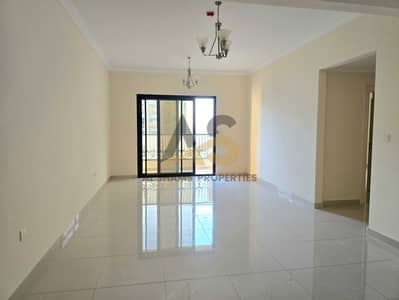 3 habitaciones Apartamento para en Alquiler en Muwaileh Commercial, Sharjah - 1000752452. jpg