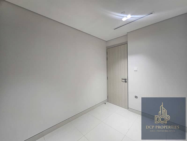 8 aca9bffb-e029-400c-9d65-32a43f8e4fce. jpeg