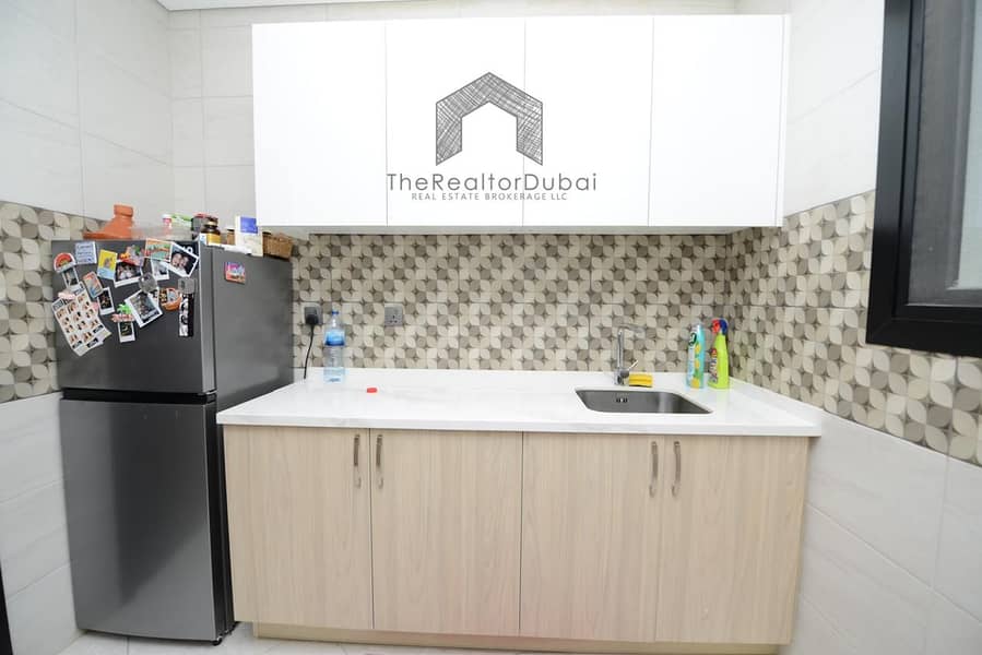 OP price | Ready to move | Fully furnished | High Ceiling - Image 12