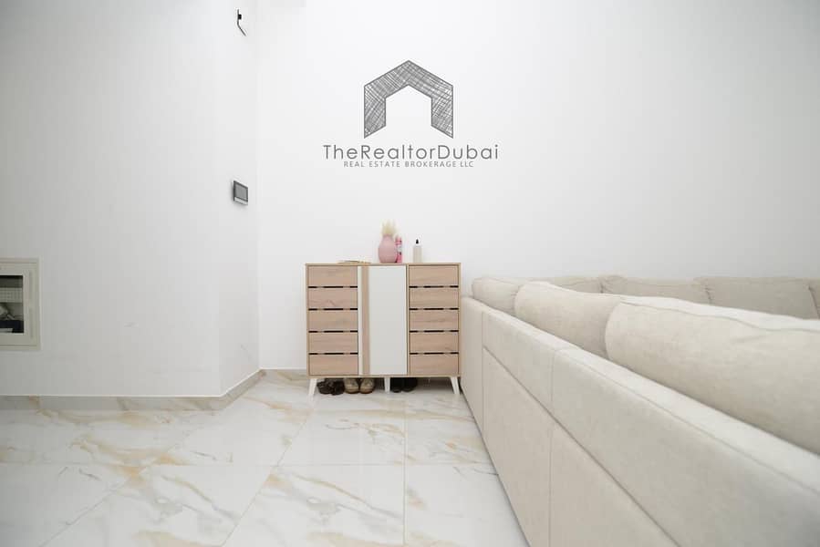 OP price | Ready to move | Fully furnished | High Ceiling - Image 18