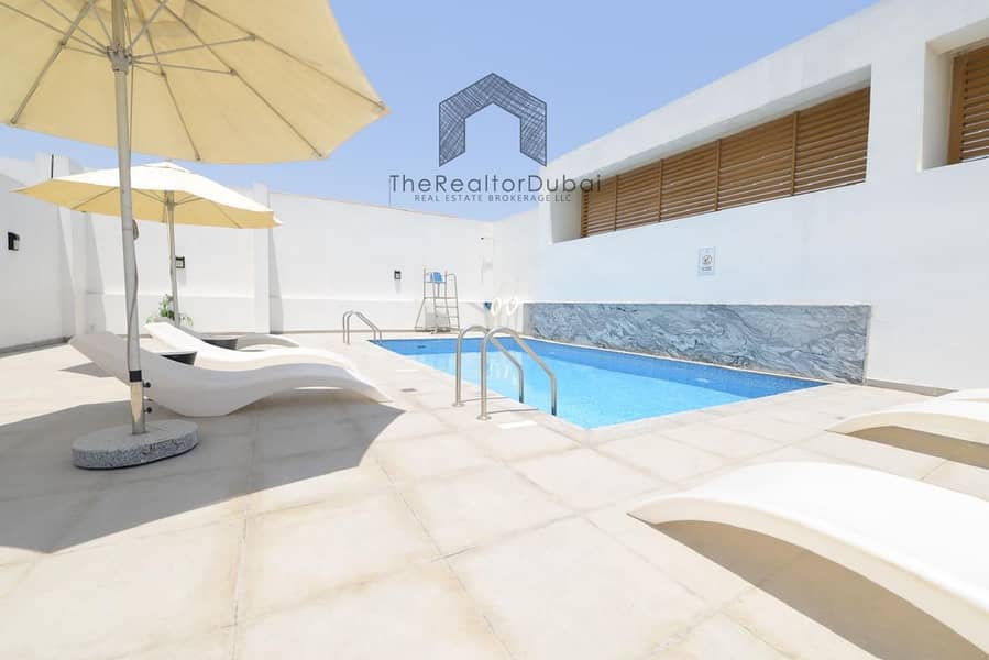 OP price | Ready to move | Fully furnished | High Ceiling - Image 25