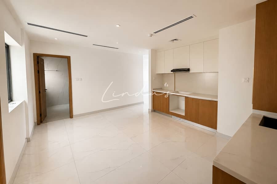 6 images image img