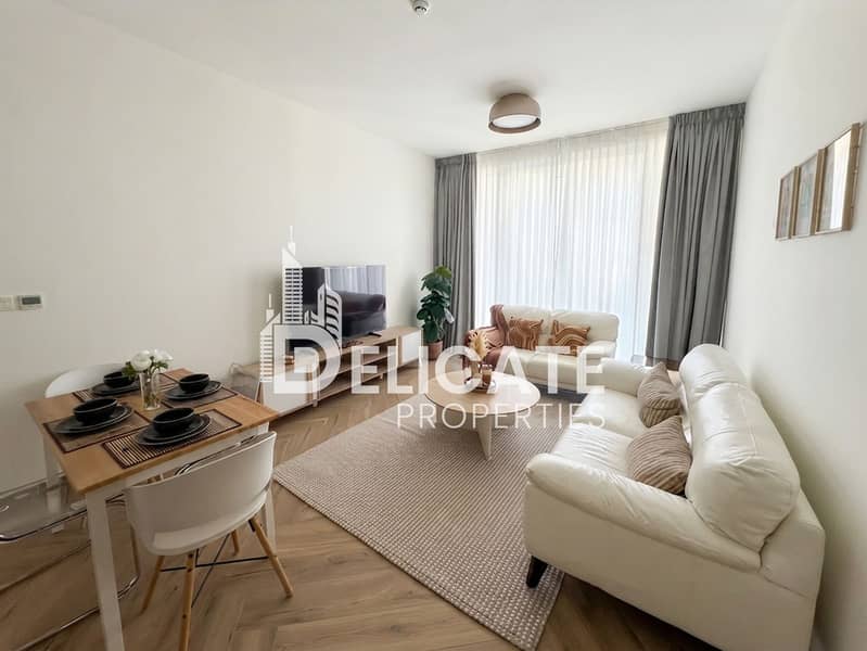2 Living Room 1-1. jpg