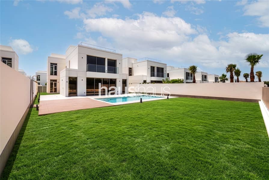Prime Lake View | Brand New 5 Bed | Priced to Sell - Image 4