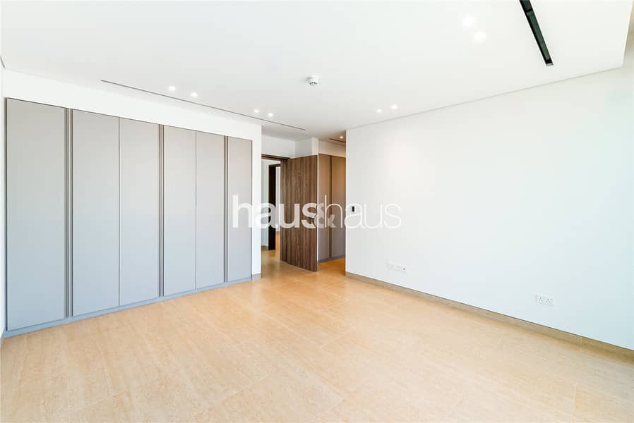 Prime Lake View | Brand New 5 Bed | Priced to Sell - Image 10