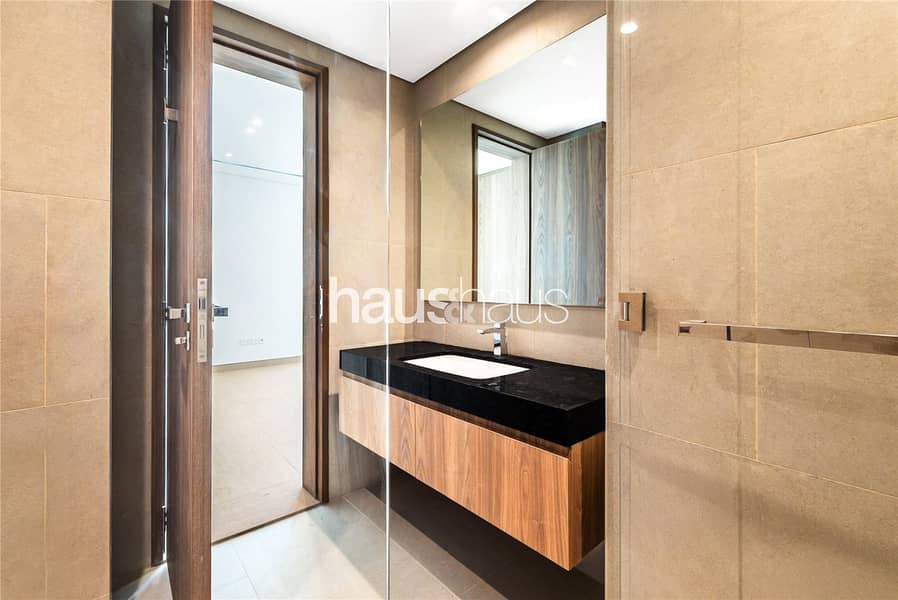 Prime Lake View | Brand New 5 Bed | Priced to Sell - Image 16