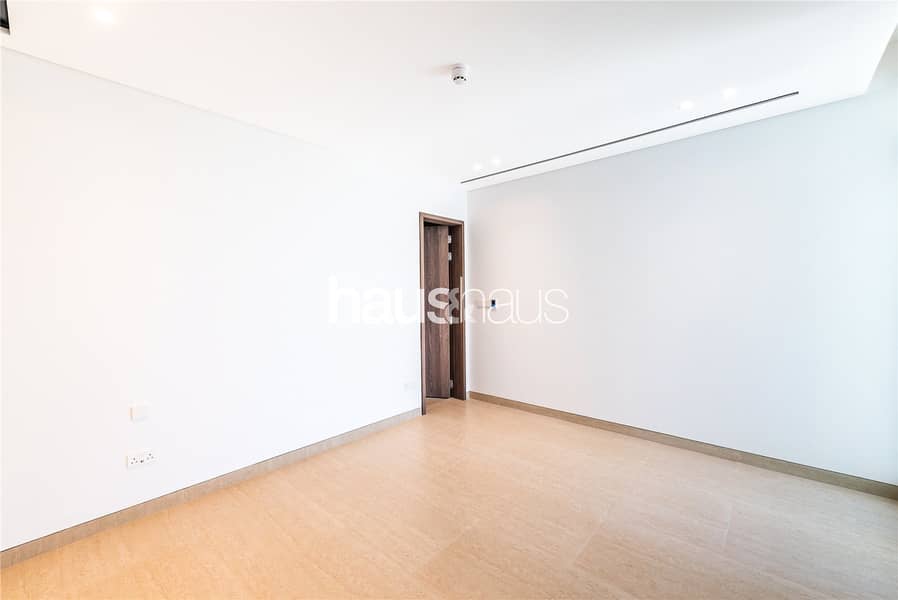 Prime Lake View | Brand New 5 Bed | Priced to Sell - Image 19