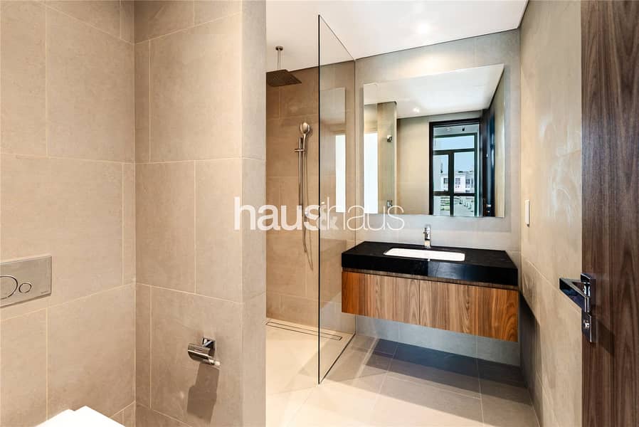 Prime Lake View | Brand New 5 Bed | Priced to Sell - Image 20