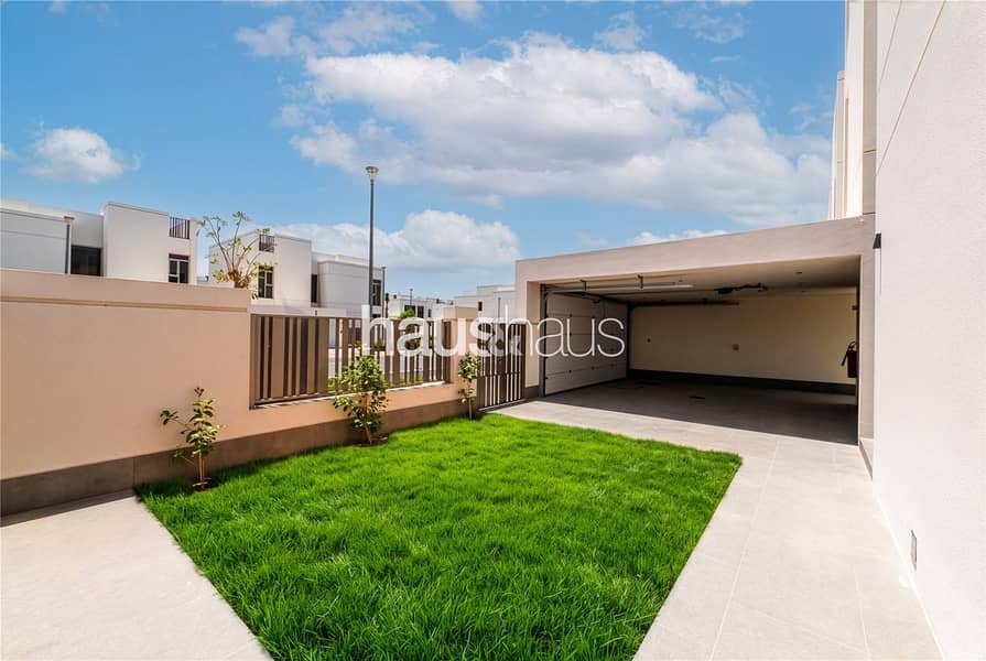 Prime Lake View | Brand New 5 Bed | Priced to Sell - Image 31