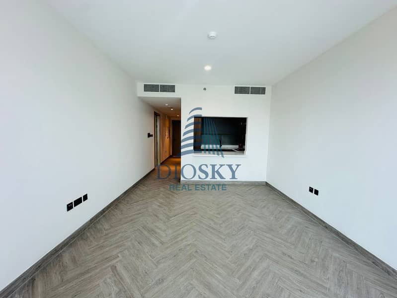 Image 1 Image 1