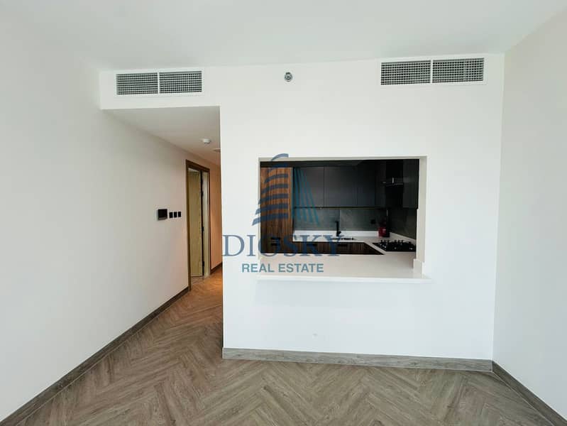 7 Image 7
