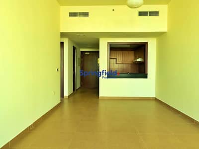 1 Bedroom Flat for Rent in Business Bay, Dubai - Spacious 1BR | Prime Business Bay Living | Dubai