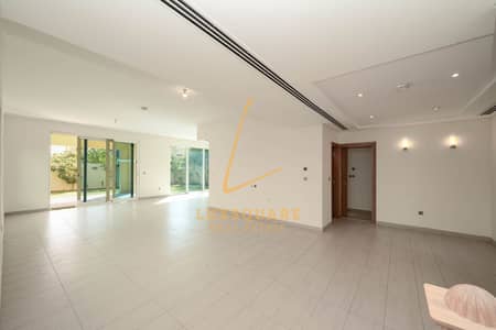 4 Slaapkamers Villa te Huur in Jumeirah Park, Dubai - Villa in Jumeirah Park，District 9, 4 slaapkamers, 325000 AED - 15752062