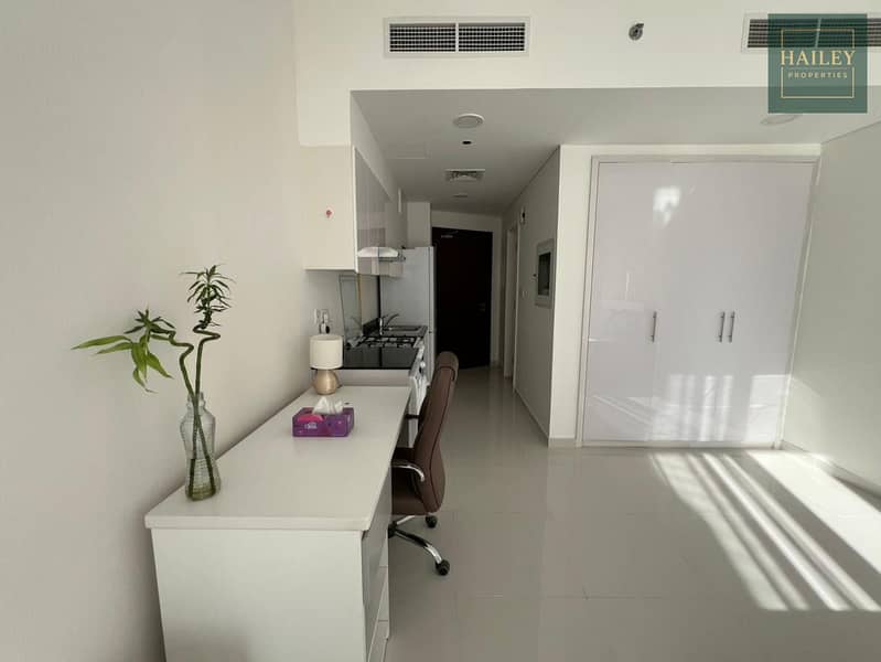 Spacious Studio | Community View | Ready to Move In Spacious Studio | Community View | Ready to Move In