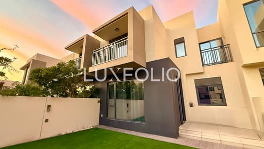 3 habitaciones Villa para en Venta en Dubai Hills Estate, Dubai - Villa en Dubai Hills Estate,Maple,Maple 2, 3 dormitorios, 4595000 AED - 15752208 3 habitaciones Villa para en Venta en Dubai Hills Estate, Dubai - Villa en Dubai Hills Estate,Maple,Maple 2, 3 dormitorios, 4595000 AED - 15752208