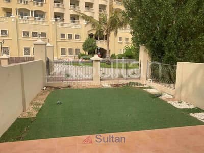 2 Bedroom Townhouse for Rent in Al Hamra Village, Ras Al Khaimah - Spacious 2 BR townhouse |Beach /Mall/ Pool access