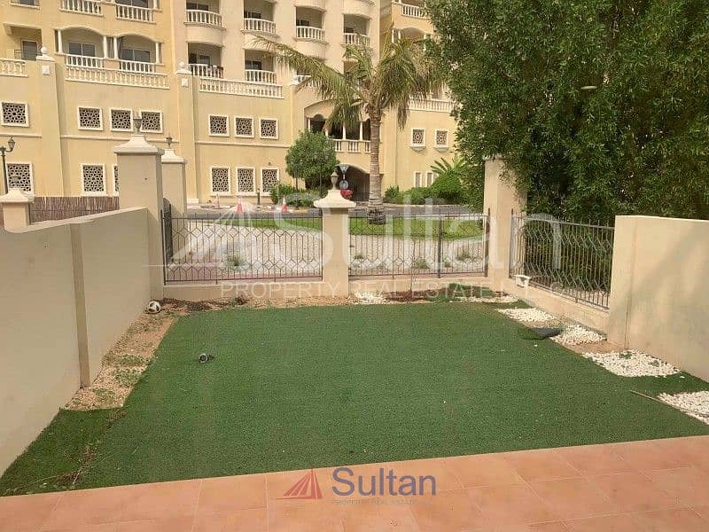 Spacious 2 BR townhouse |Beach /Mall/ Pool access Spacious 2 BR townhouse |Beach /Mall/ Pool access
