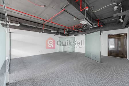 مکتب  للايجار في الخليج التجاري، دبي - Churchill office 304-2. jpg