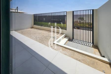 3 Bedroom Villa for Sale in Dubai South, Dubai - Investor Deal | Single Row | Spacious Layout