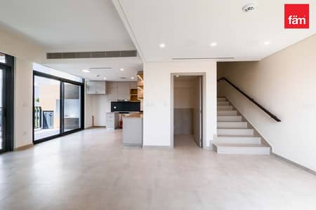 3 Bedroom Townhouse for Sale in Arabian Ranches 3, Dubai - Premium Lake View | Spacious Living | Vacant
