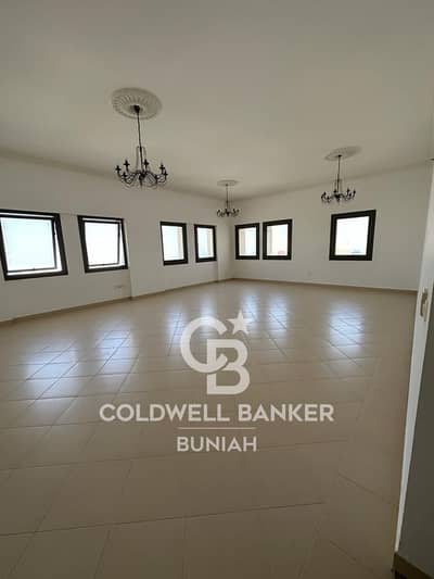 Appartement de 4 chambres à à vendre à Al Taawun, Sharjah - WhatsApp Image 2026-07-08 at 12.44. 59. jpeg Appartement de 4 chambres à à vendre à Al Taawun, Sharjah - WhatsApp Image 2026-07-08 at 12.44. 59. jpeg