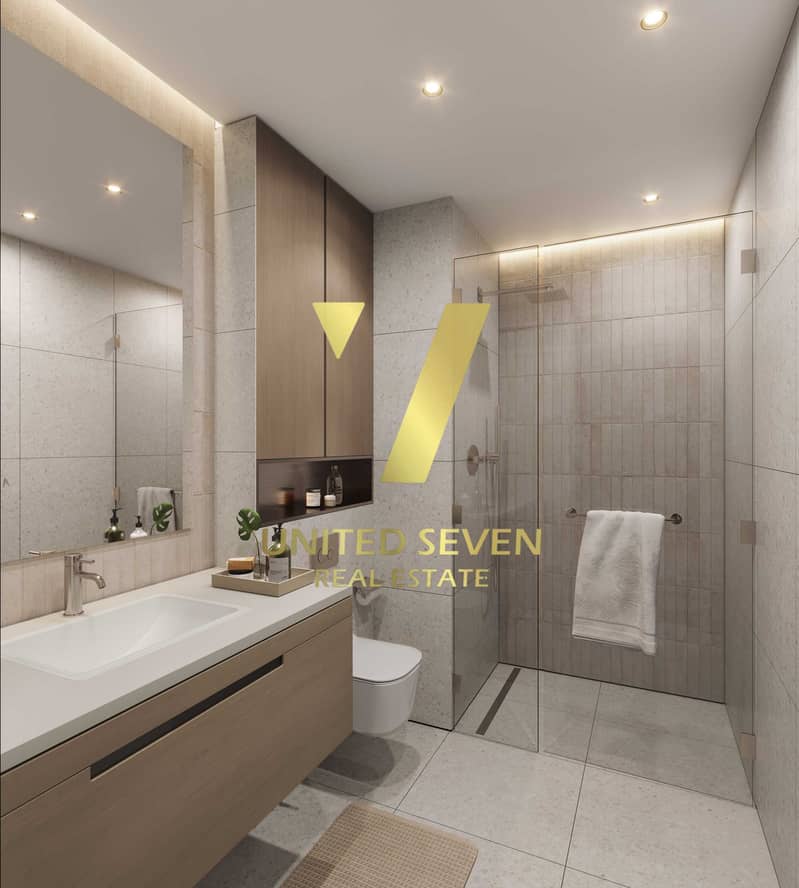 23 Bathroom. jpg