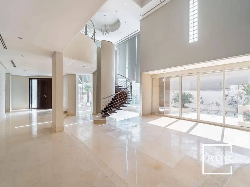 Villa a Umm Al Sheif, 5 camere da letto, 1500000 AED - 15753836 Villa a Umm Al Sheif, 5 camere da letto, 1500000 AED - 15753836
