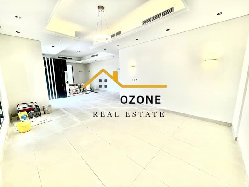 22 e73458f4-58c7-4aa0-965d-ad416469c012. jpeg