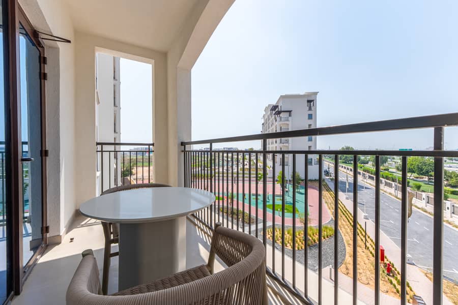 12 Balcony 2. jpg
