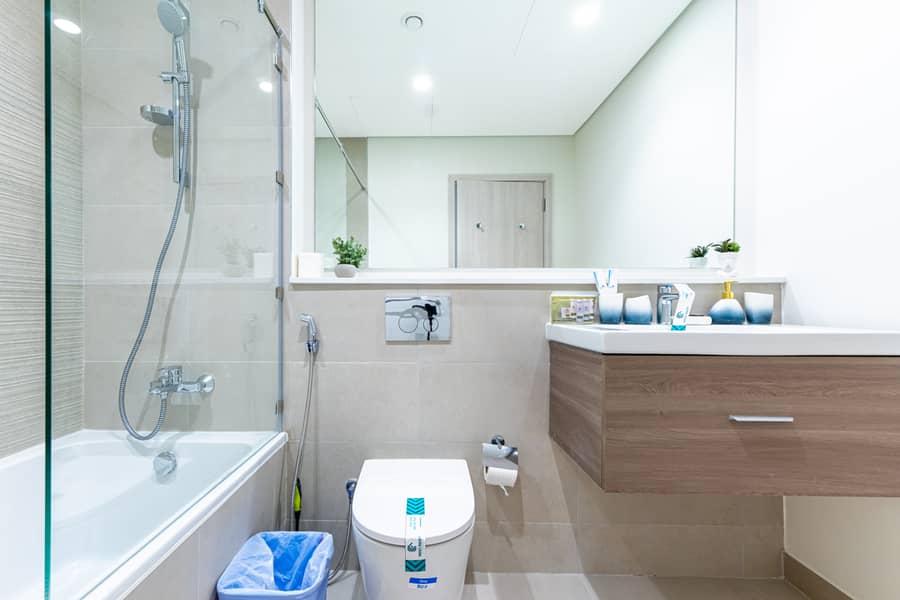 17 Washroom 2. jpg