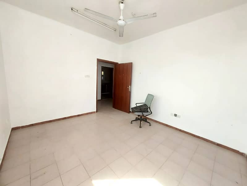 5 IMG-20251209-WA0034. jpg