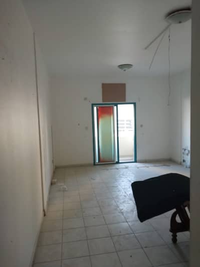 فلیٹ 3 غرف نوم للايجار في السور، الشارقة - IMG-20260214-WA0162. jpg فلیٹ 3 غرف نوم للايجار في السور، الشارقة - IMG-20260214-WA0162. jpg