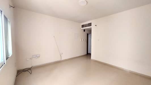 Studio zum zur Miete in Bu Tina, Sharjah - 1000078692. heic Studio zum zur Miete in Bu Tina, Sharjah - 1000078692. heic