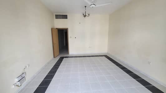 3 habitaciones Apartamento para en Alquiler en Al Mahatah, Sharjah - WhatsApp Image 2026-05-09 at 11.02. 43 AM. jpeg 3 habitaciones Apartamento para en Alquiler en Al Mahatah, Sharjah - WhatsApp Image 2026-05-09 at 11.02. 43 AM. jpeg